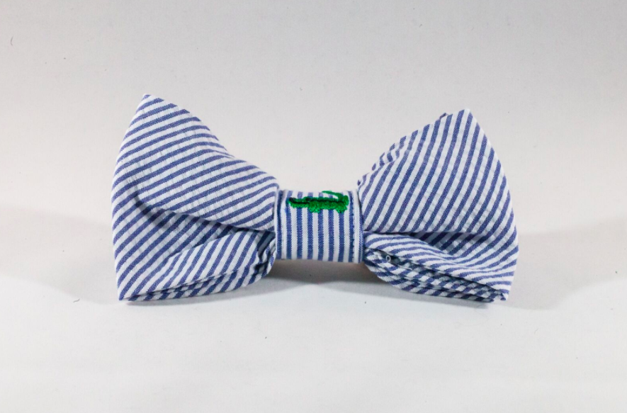 Preppy Navy Alligator Seersucker Dog Bow Tie