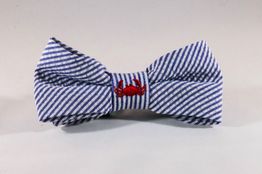 Preppy Navy Blue Crab Seersucker Dog Bow Tie