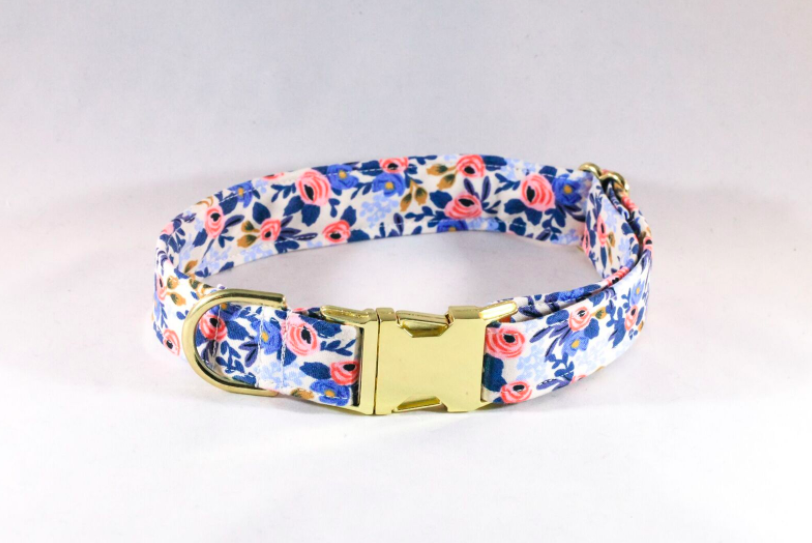 Periwinkle Les Fleurs Dog Collar